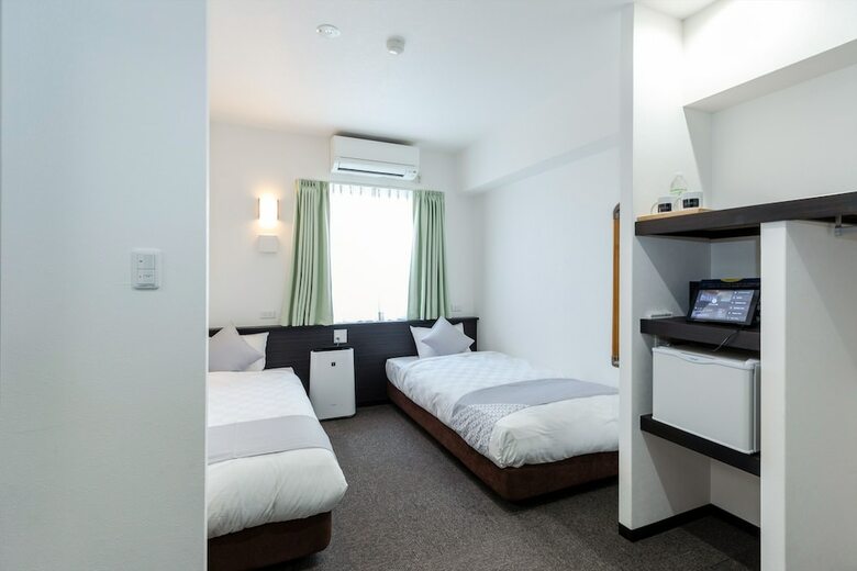 Oyo Hotel Reborn Namba-minami