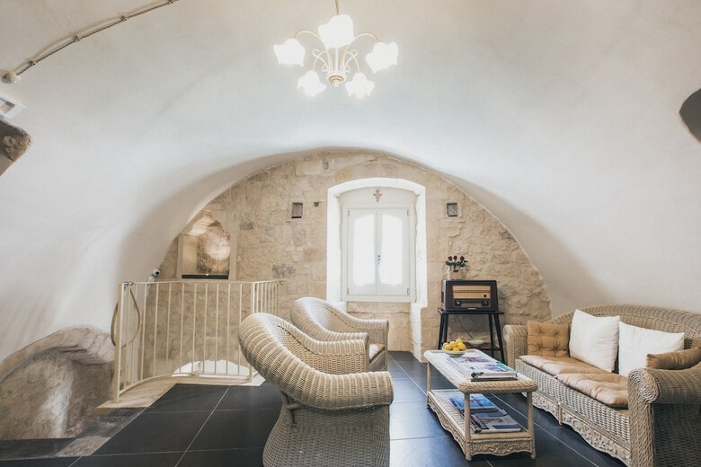 Hotel Sabbinirica
