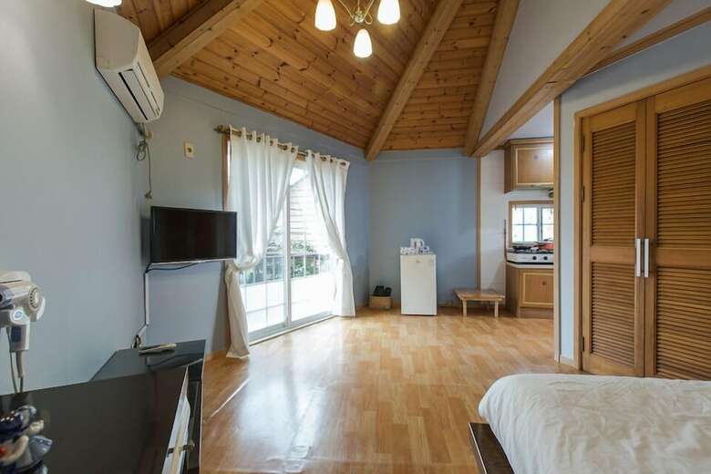 Pension Jeju Good House