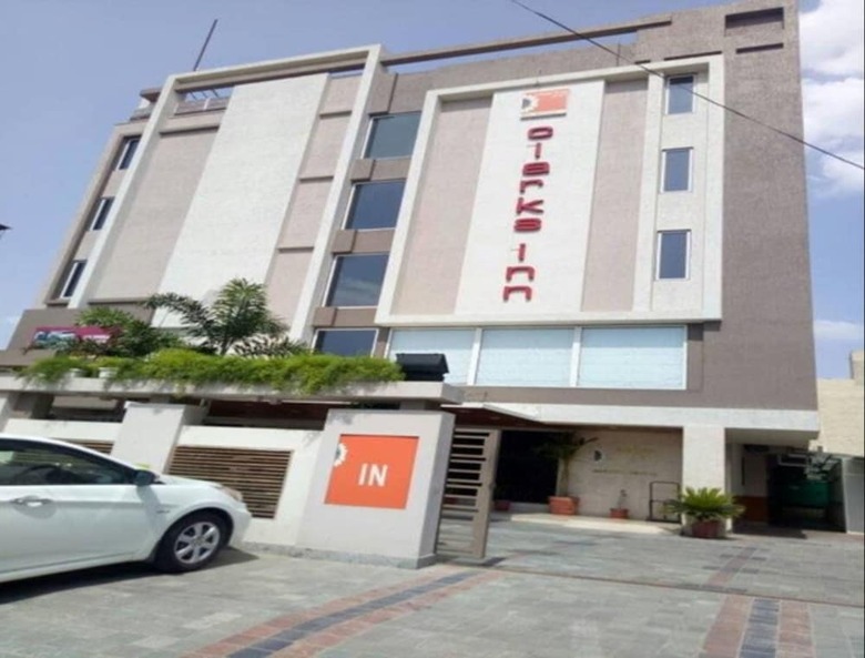 Hotel Clarks Inn Jaipur