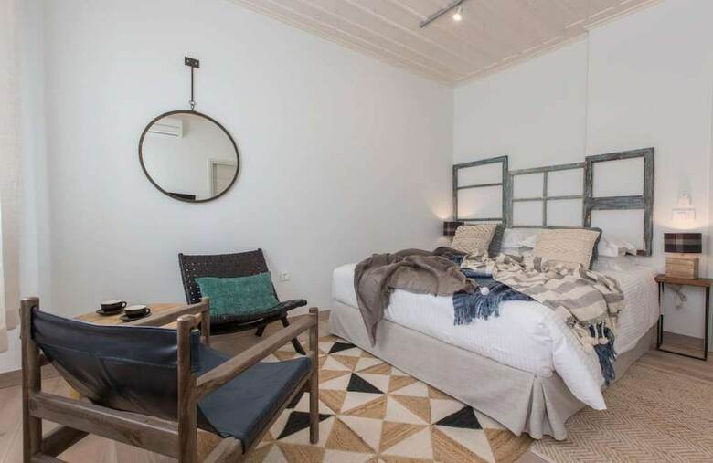 Hotel Amymone Suites
