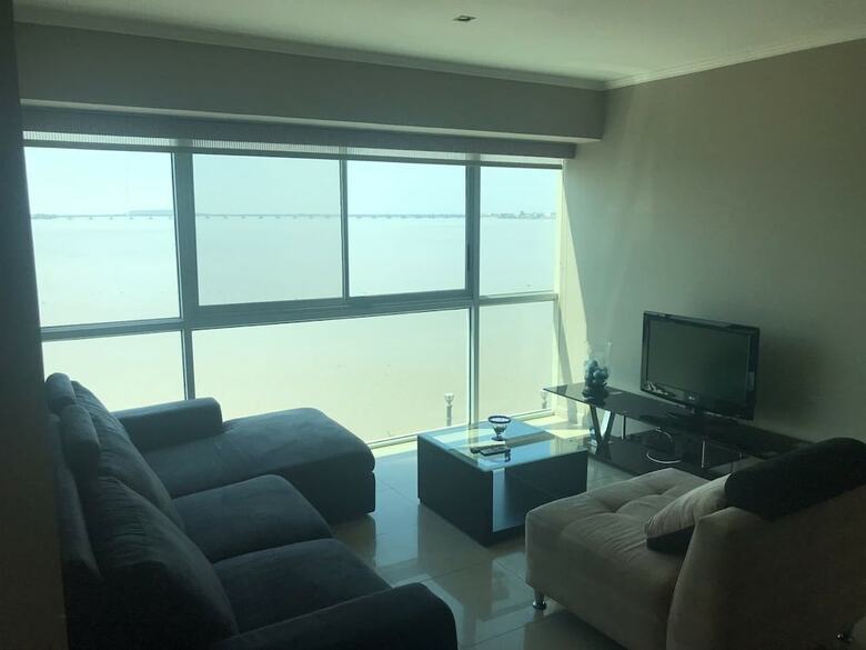 Apartamentos River View Suites Puerto Santa Ana Gye