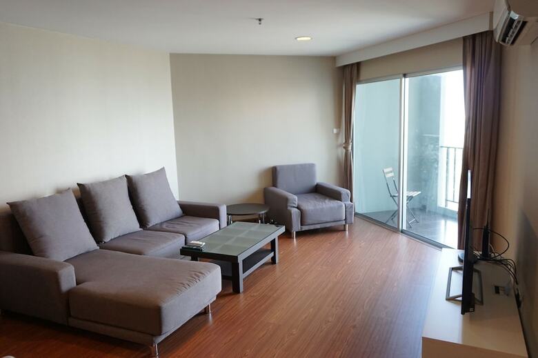 J.j Belle Condo In Bangkok