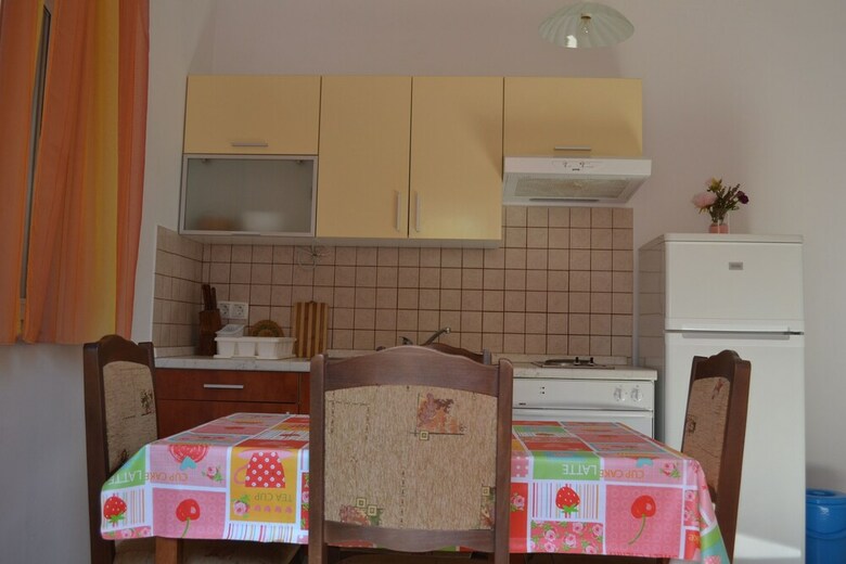 Apartments Davor