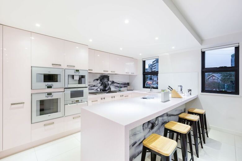Maddison, 3bdr Port Melbourne Apartment