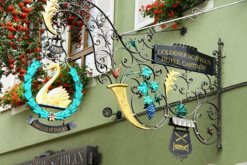 Hostal Goldener Schwan Hotel Garni