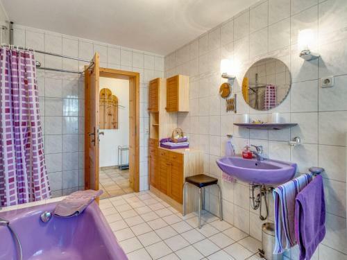 Cozy Apartment In Steingaden With Terrace