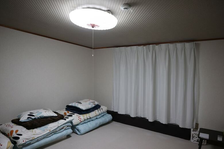 Hostal Tsushima Guest House - Hostel