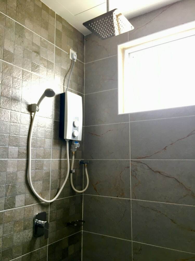 Apartamentos Pinnacle Tower Johor Bahru
