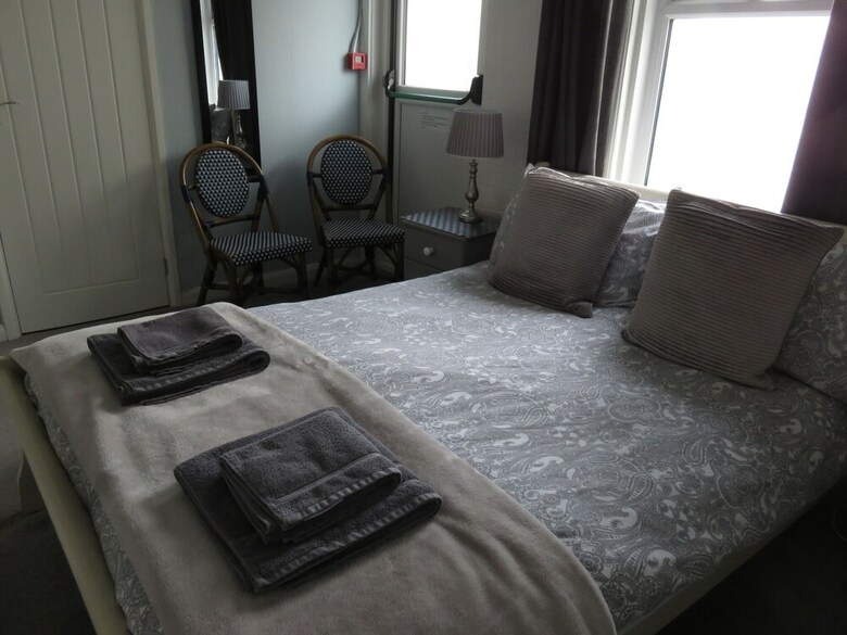 Hotel Marine View Guest House