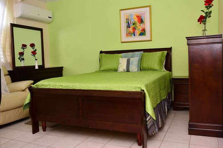 Apartamentos Mermaid Suites At Sandcastles