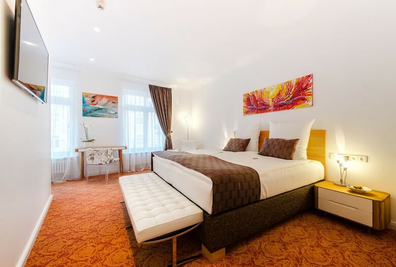 Hotel House One Guesthouse