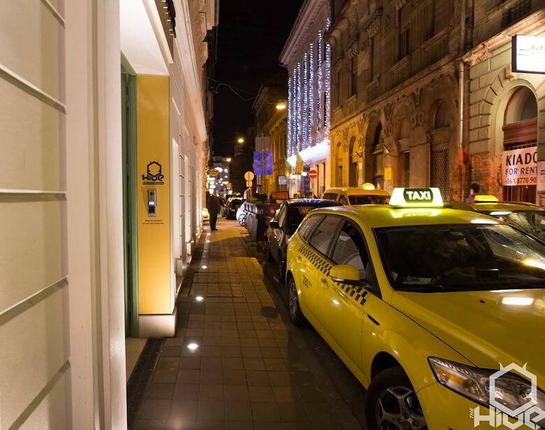Hostal The Hive Party Hostel