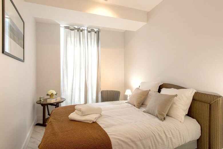 Apartment With 2 Bedrooms In Beaune, With Wifi