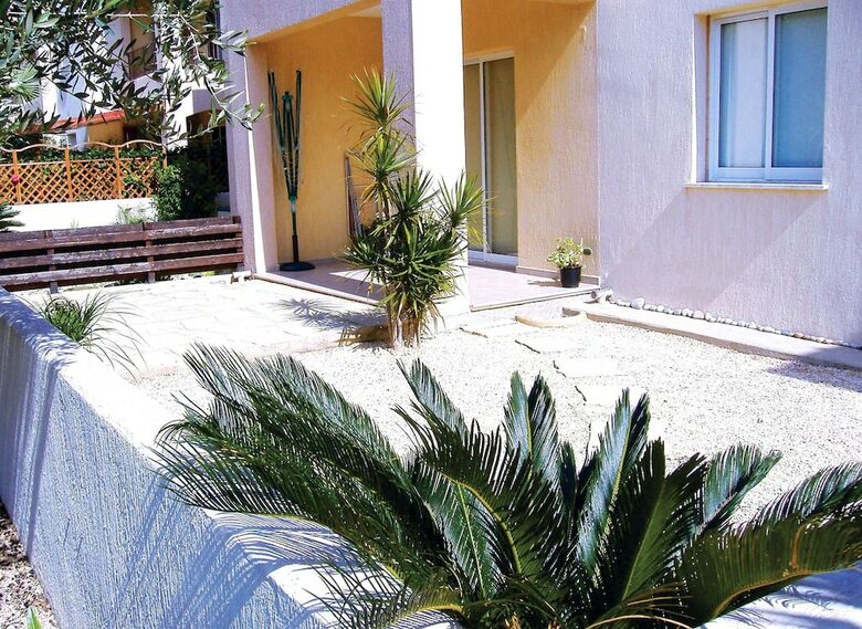 Apartment With 2 Bedrooms In Mandria, With Pool Access And Wifi