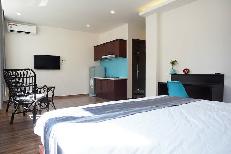 Shinhua Hotel