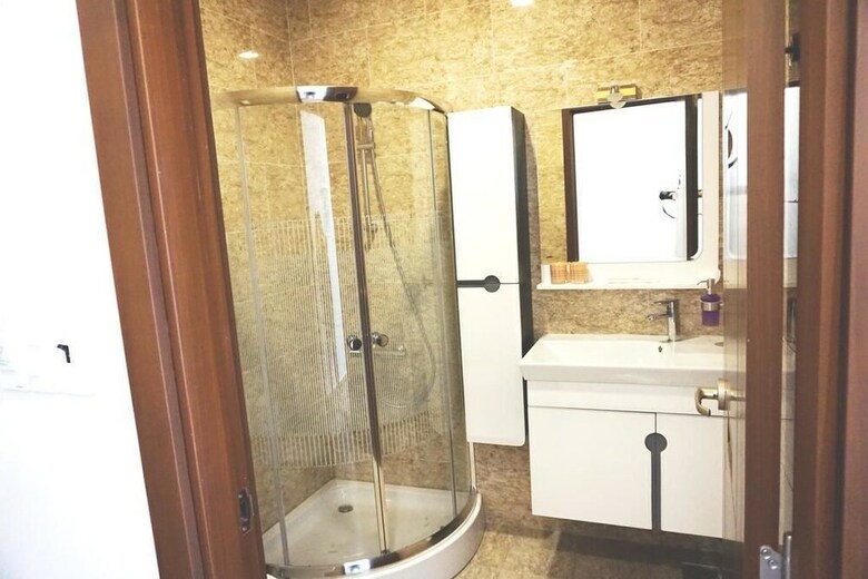 Shinhua Hotel