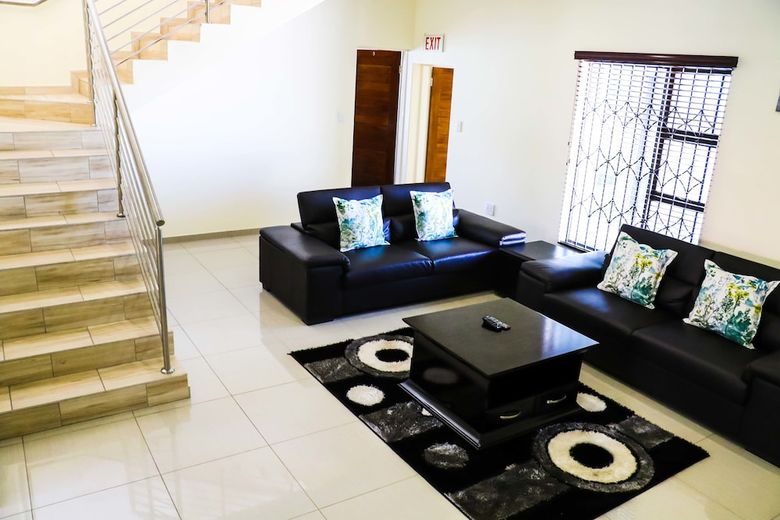 Hotel Estoby Executive Guesthouse