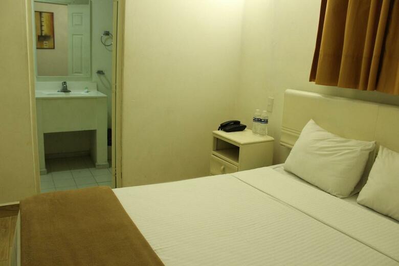 Hotel Plaza Del Arco Express
