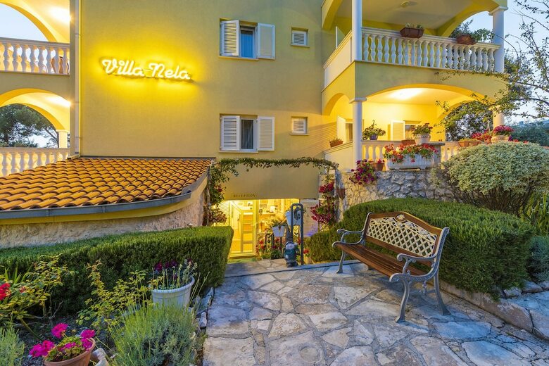 Apartamentos Villa Nela