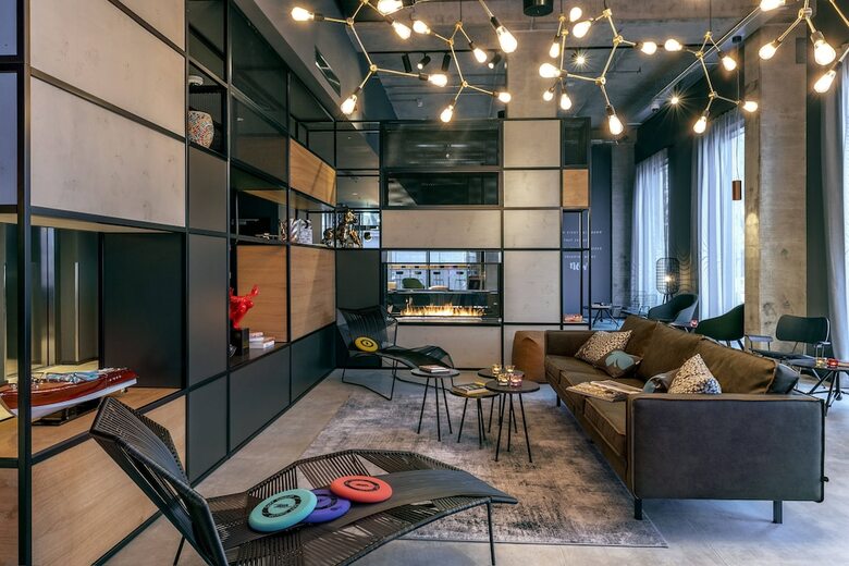 Posada Moxy Milan Linate Airport