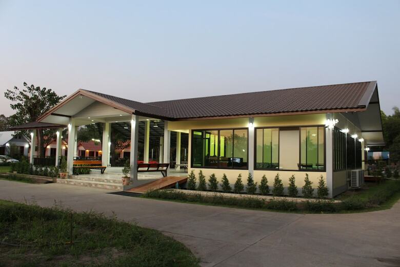 Hotel Baan Suan Siriwat