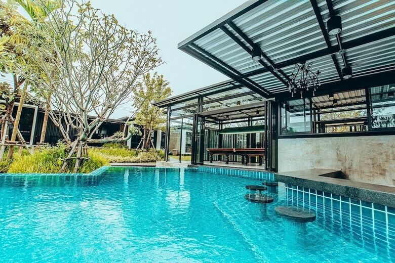 Hotel Mawadee Island Resort