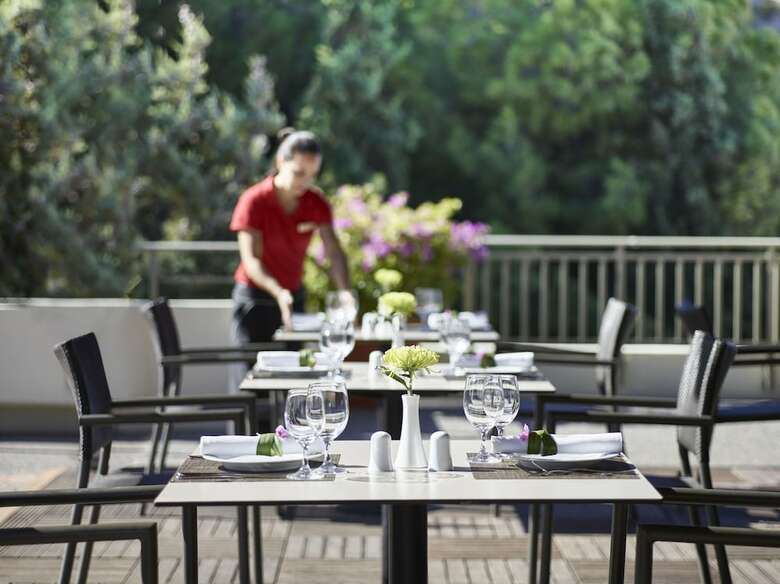 Rhodes Bay Hotel & Spa