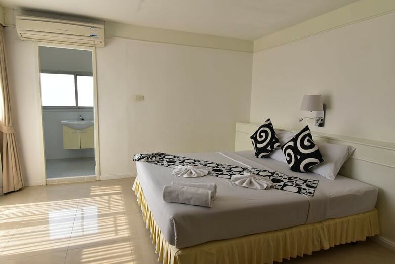 Hotel Rajpracha Sport Resort