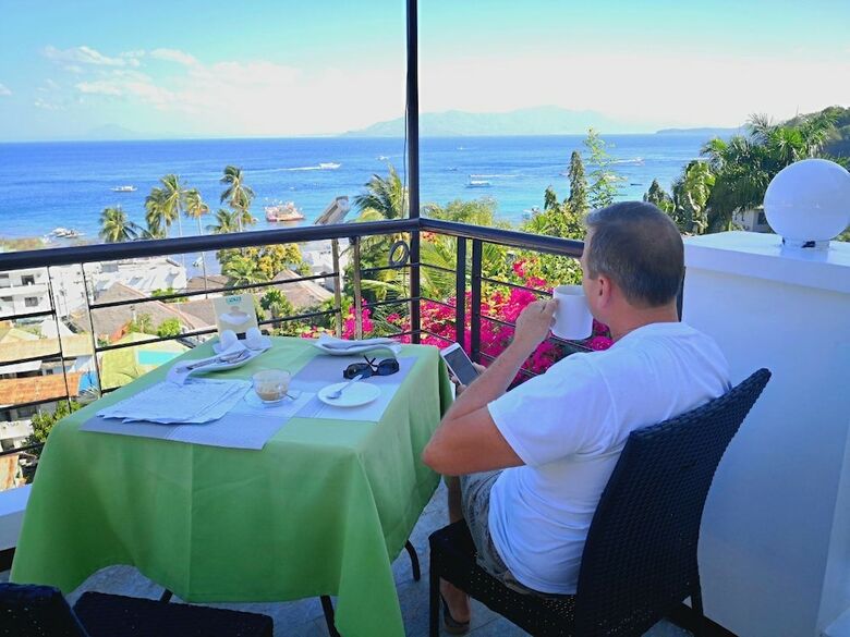 Hotel Manarra Seaview Resort