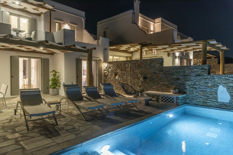 Vathi Bleu Private Villas