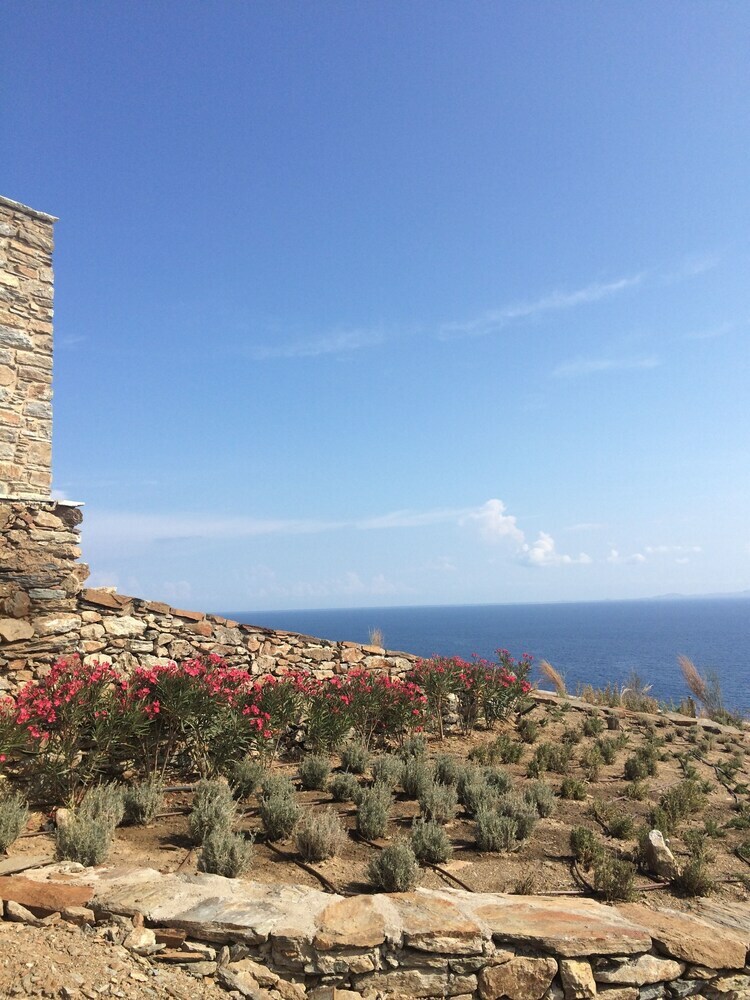 Vathi Bleu Private Villas