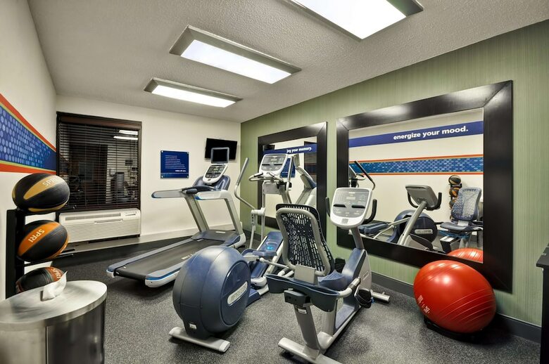 Hotel Hampton Inn Kansas City-airport