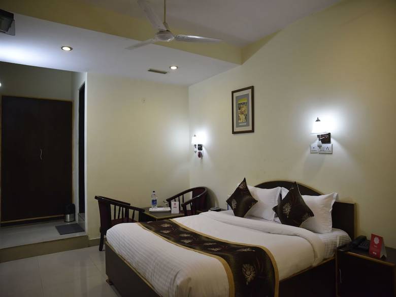 Oyo 8040 Hotel Ananta Inn