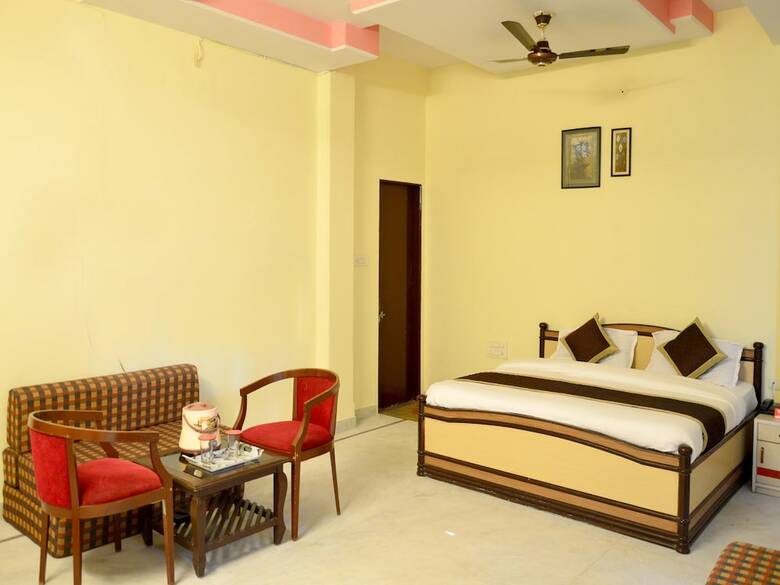 Oyo 7238 Hotel Mansarovar Palace