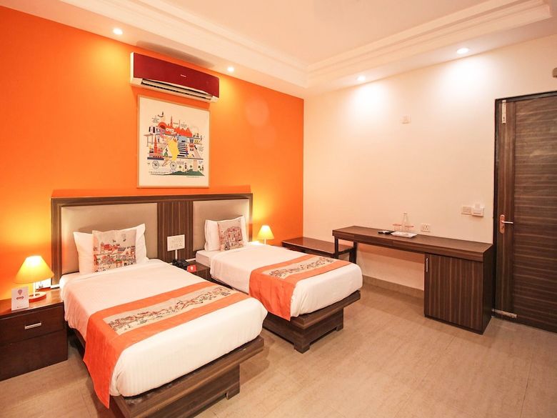 Hotel Oyo Flagship 273 Noida Expressway Sez