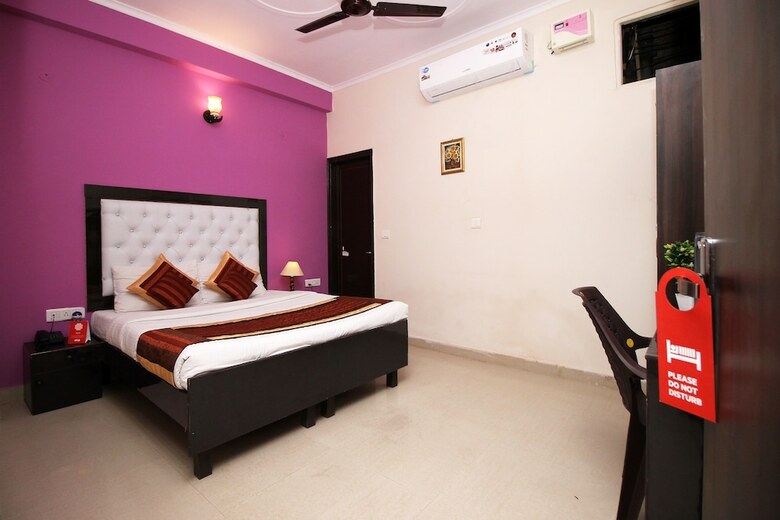 Oyo 9338 Hotel Intown