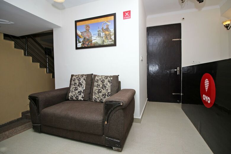 Oyo 9338 Hotel Intown