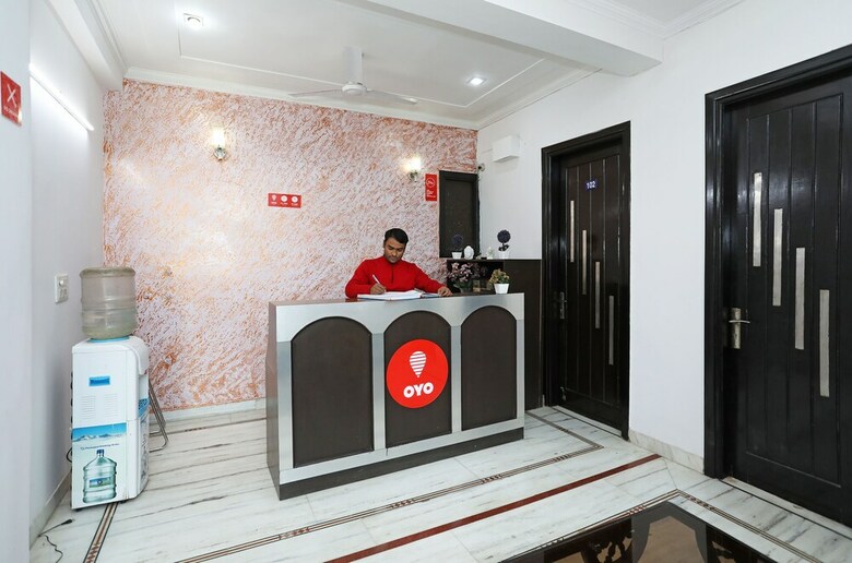 Oyo 11606 Hotel K R Group