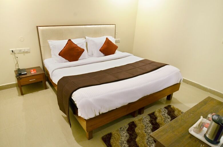 Oyo 5190 Hotel Golden Inn