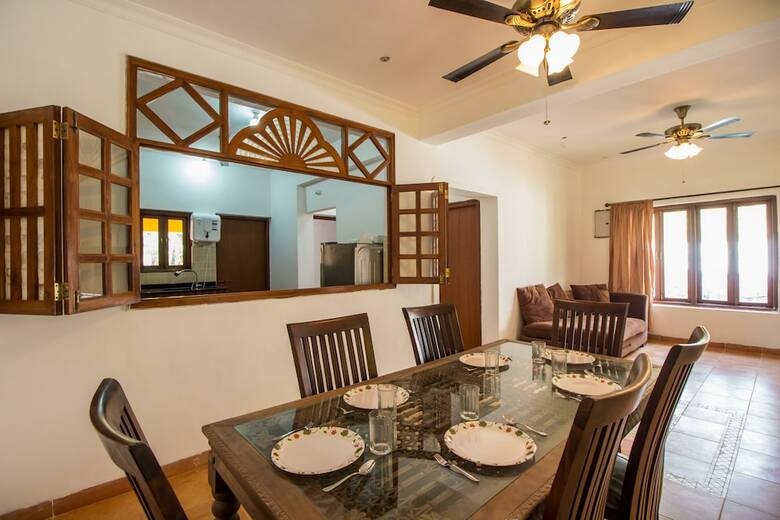 Oyo Home 11542 Spacious 3bhk Villa Assagao