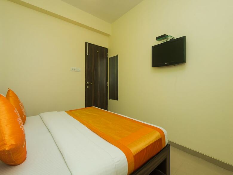 Oyo 1369 Hotel Avista