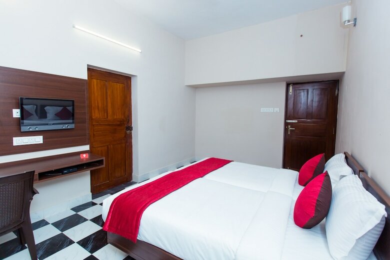 Oyo 10789 Hotel Ranga Inn