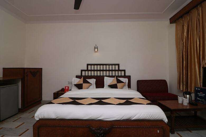 Oyo 10556 Hotel India International