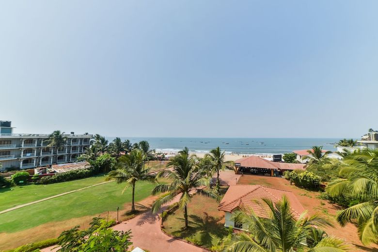 Oyo 10882 Hotel Caje Baga