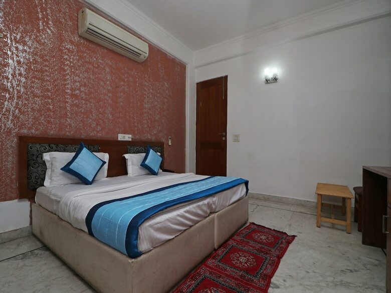Hotel Oyo 11434 Ab Residency