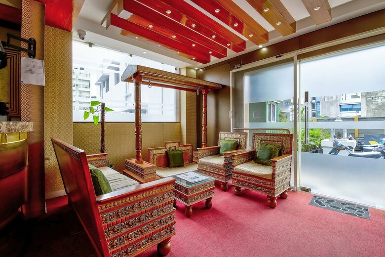 Oyo 10395 Hotel Dvarka Inn