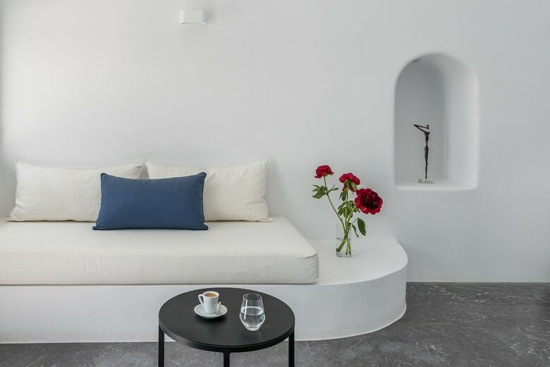 Apartamentos Chelidonia Luxury Suites - Adults Only