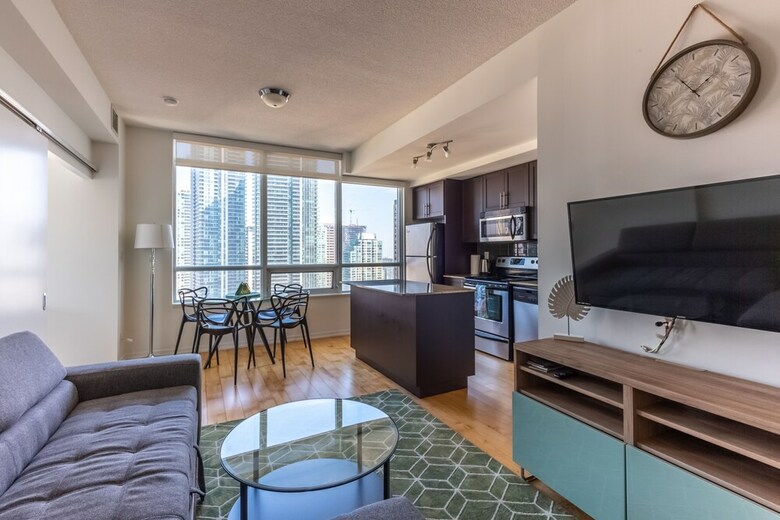 Apartamentos Simply Comfort. Maple Leaf Square