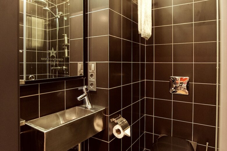 Design Hotel Rooms & Rumors